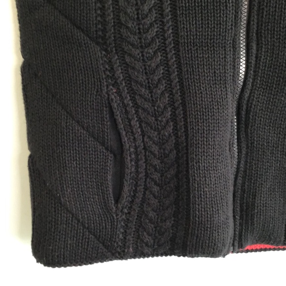 A/X Armani Exchange Reversible Knit Vest - Picture 4 of 14